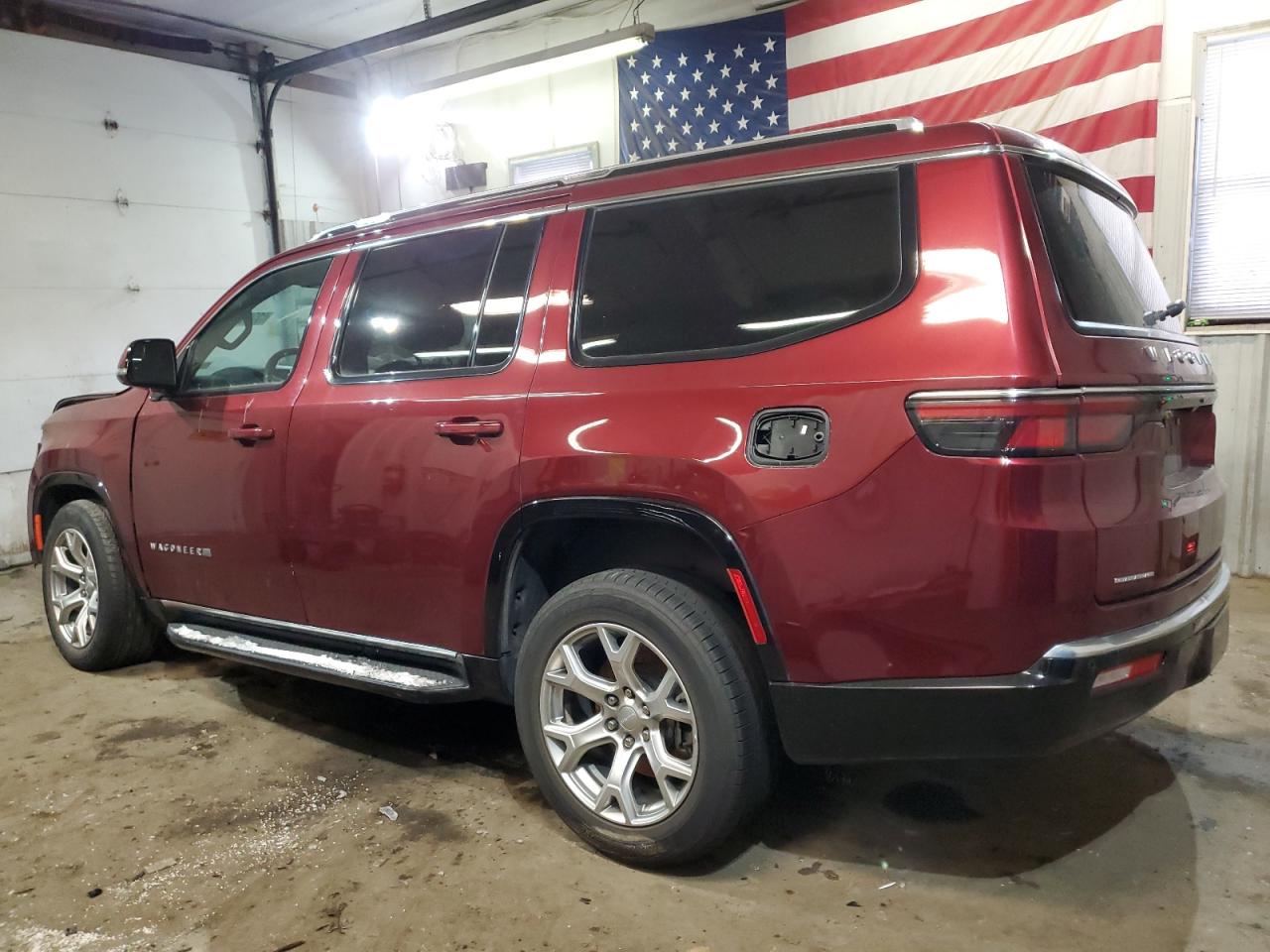 2022 Jeep Grand Wagoneer - Image 2