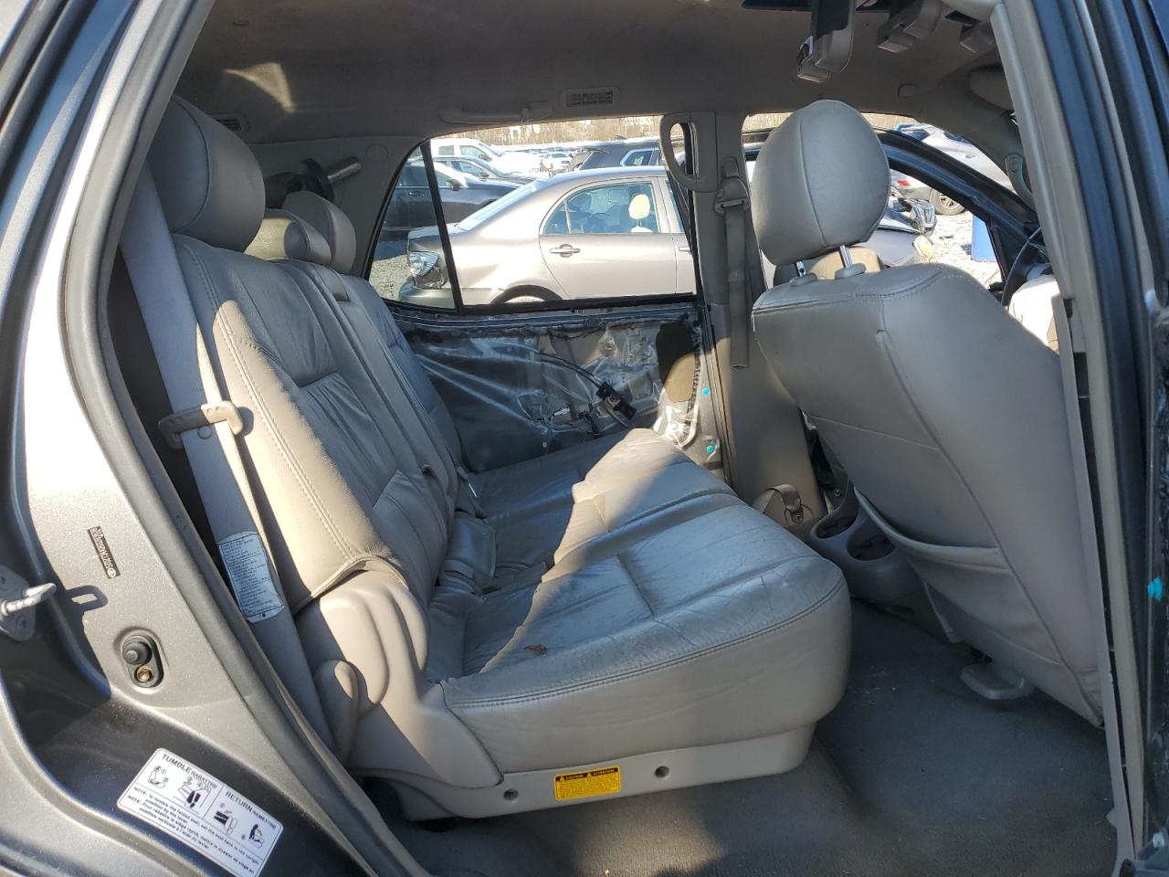 2006 Toyota Sequoia - Image 12