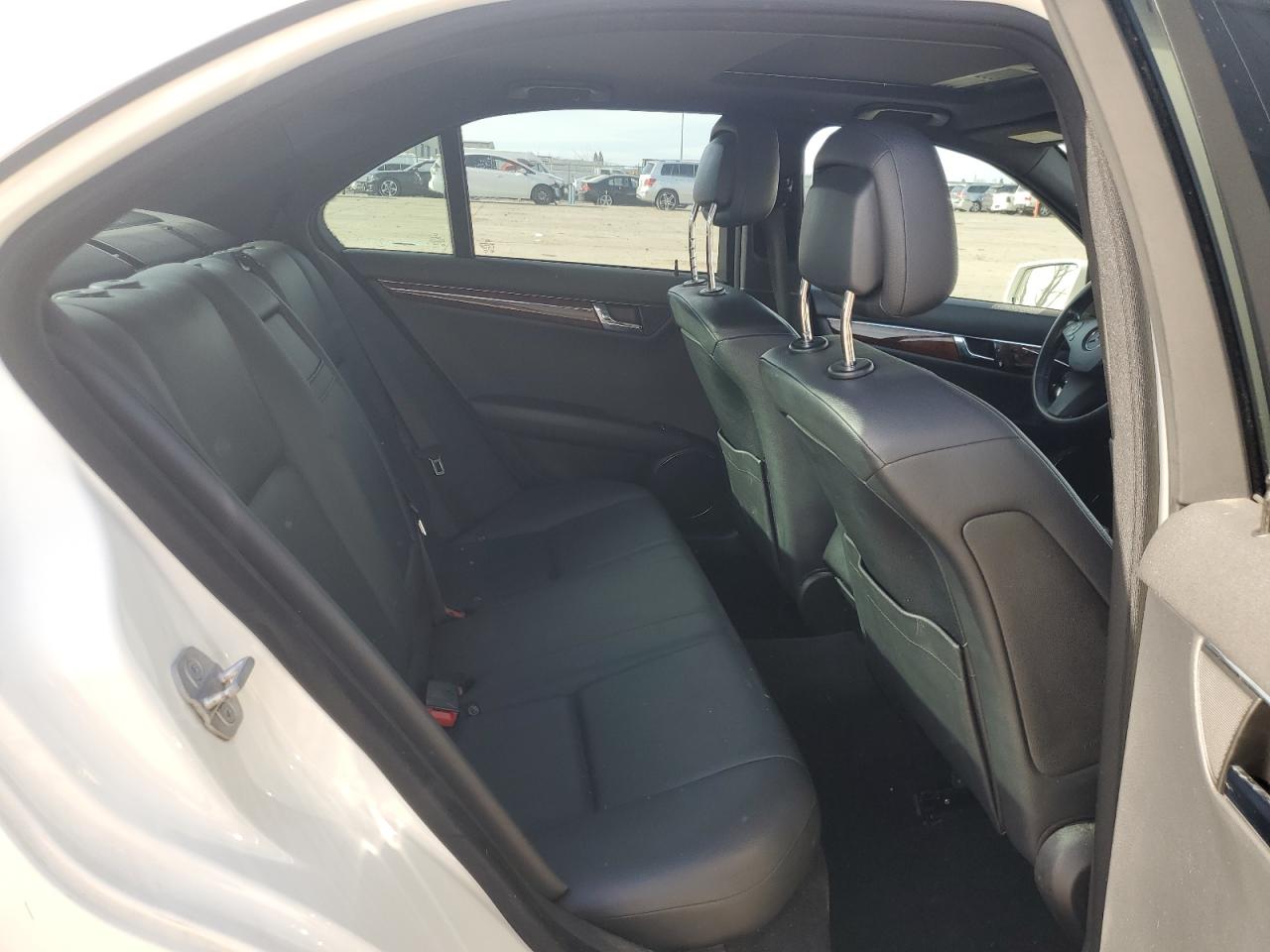 2011 Mercedes-Benz C 300 4Matic VIN: WDDGF8BB8BR155362 Lot: 85999714