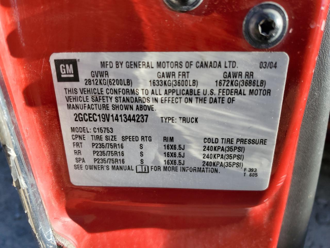 2004 Chevrolet Silverado - Image 12