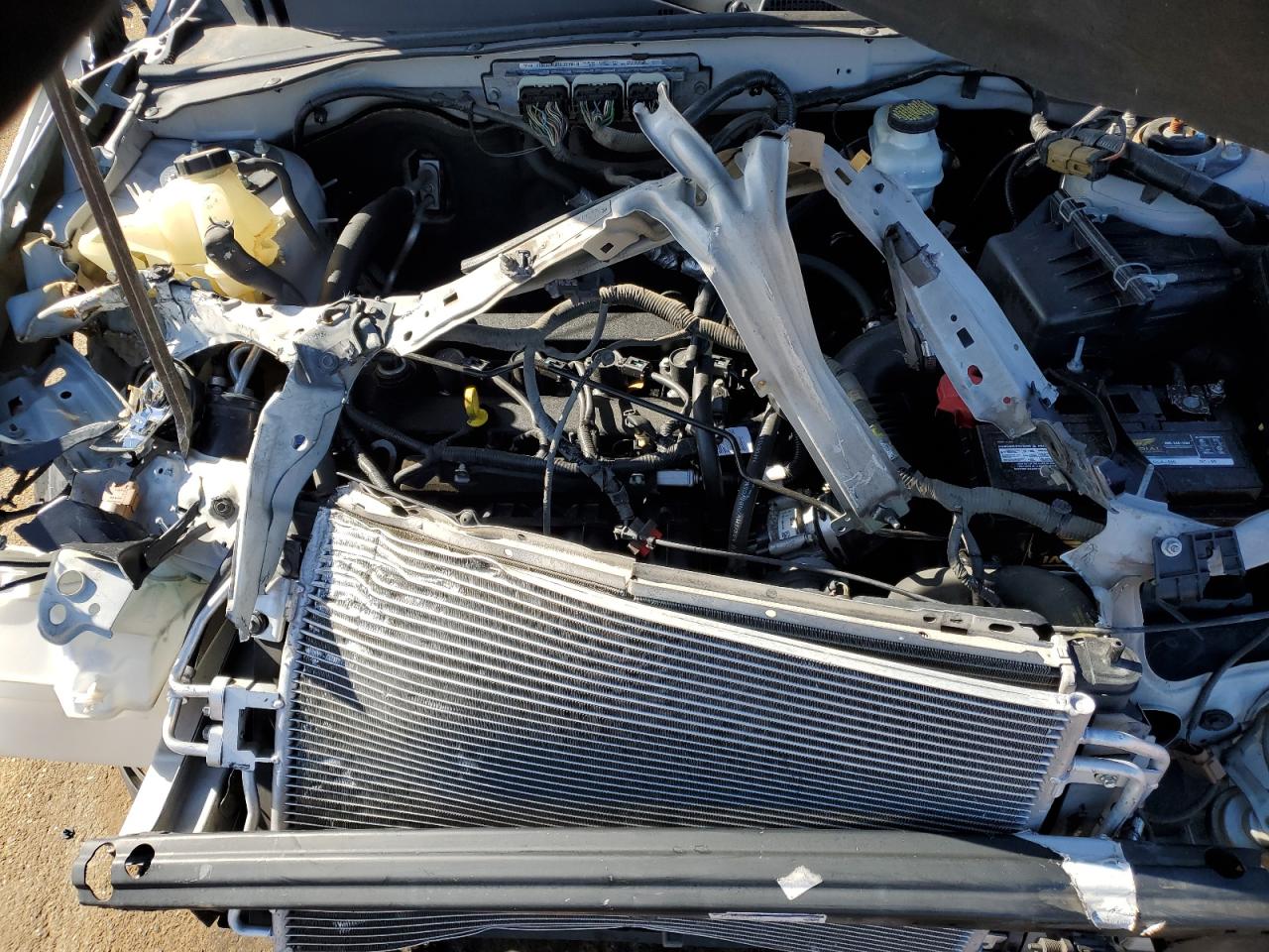 2009 Ford Escape - Image 12