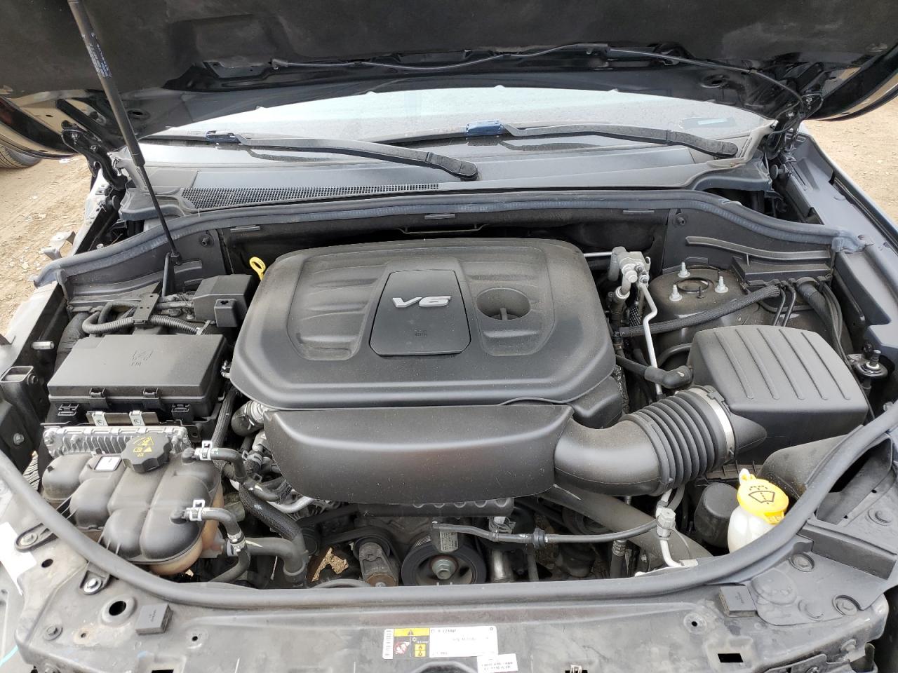 2017 Jeep Grand Cherokee - Image 12