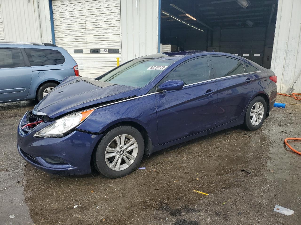2011 Hyundai Sonata - Image 1