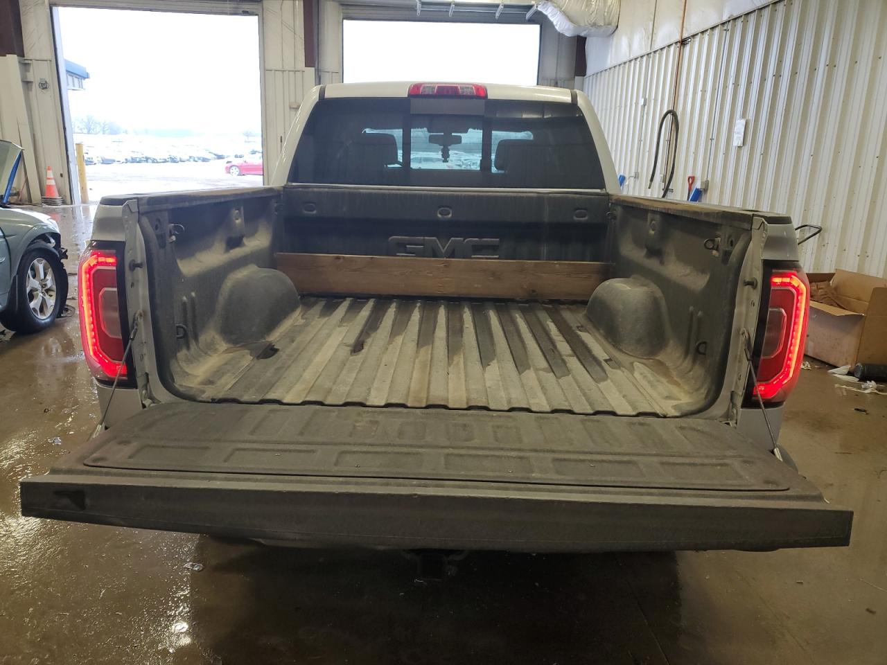 2016 GMC Sierra - Image 6