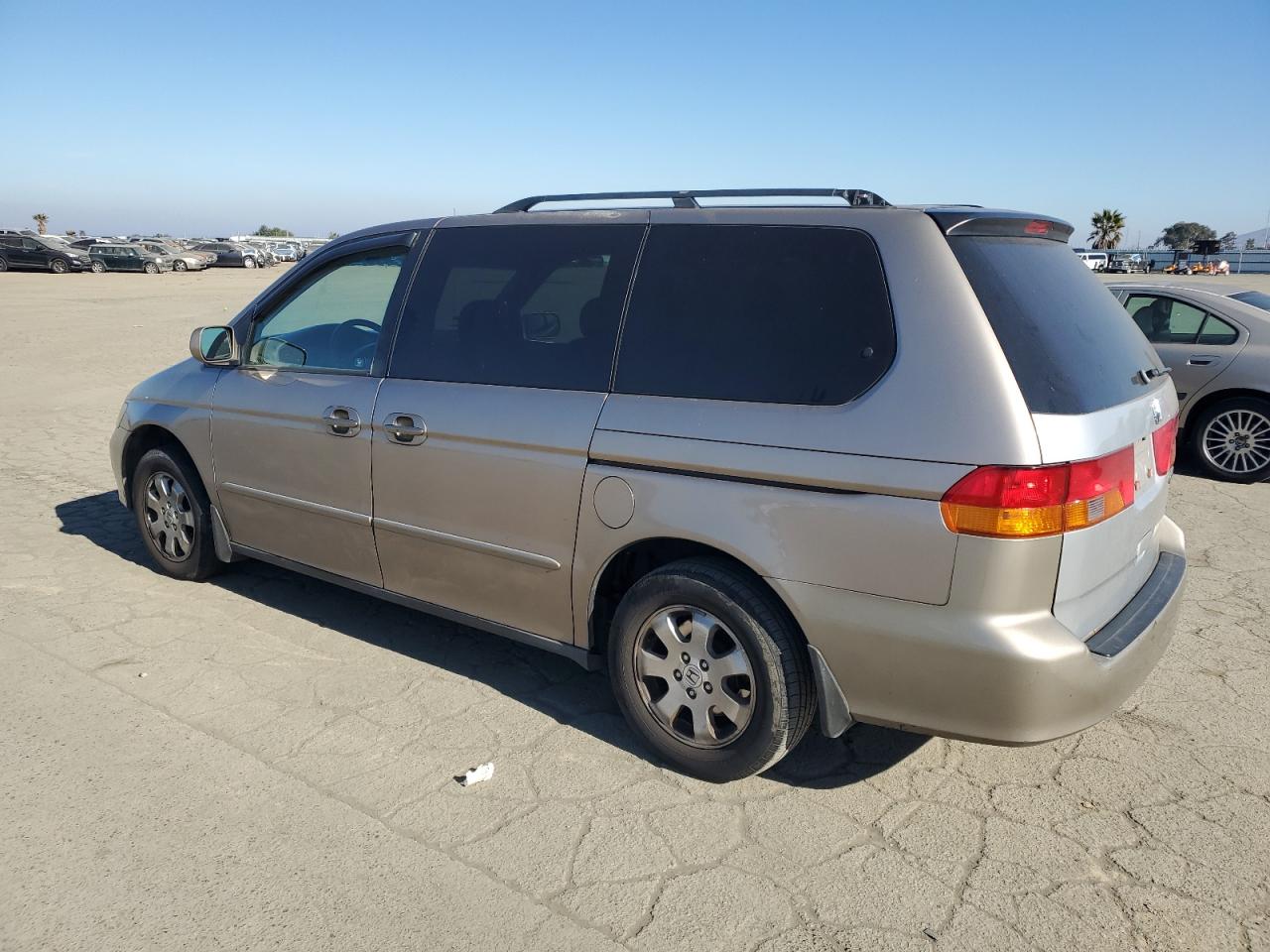 2004 Honda Odyssey - Image 2