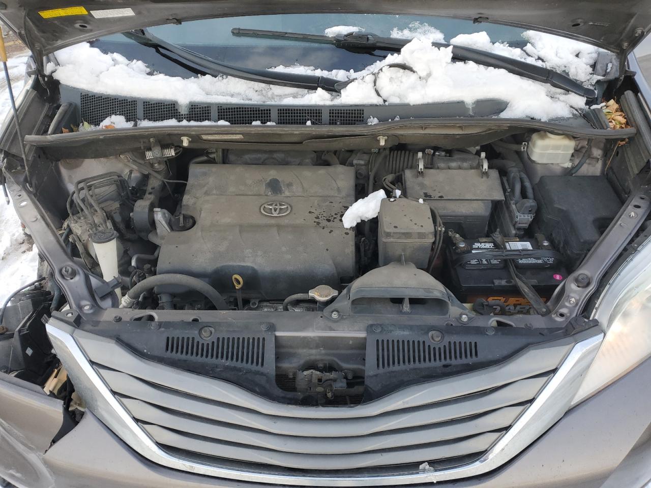 2013 Toyota Sienna - Image 13