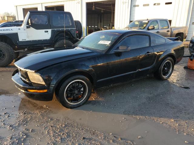 2005 Ford Mustang 