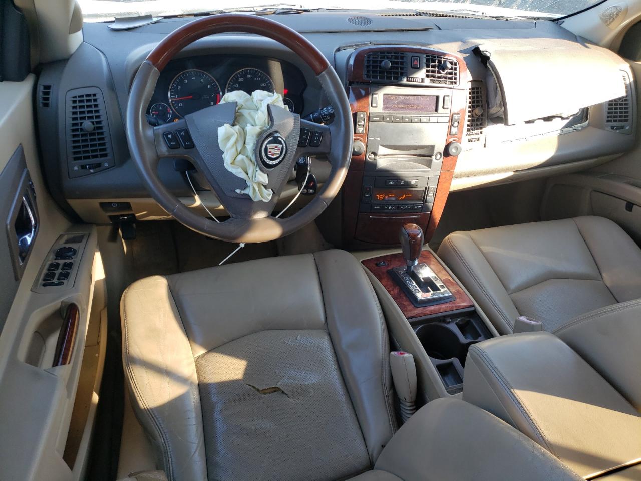 2006 Cadillac SRX - Image 8