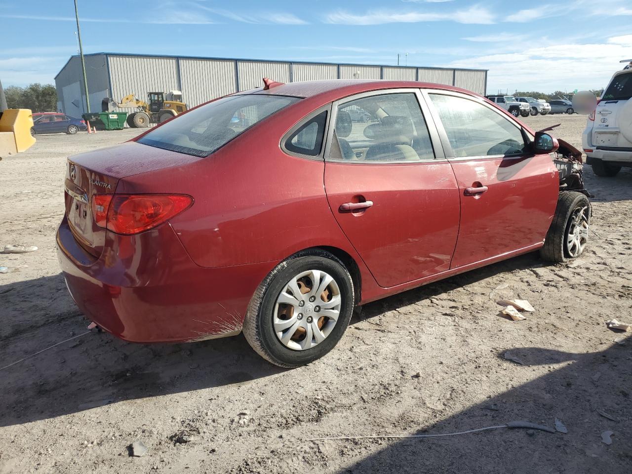 2010 Hyundai Elantra - Image 3