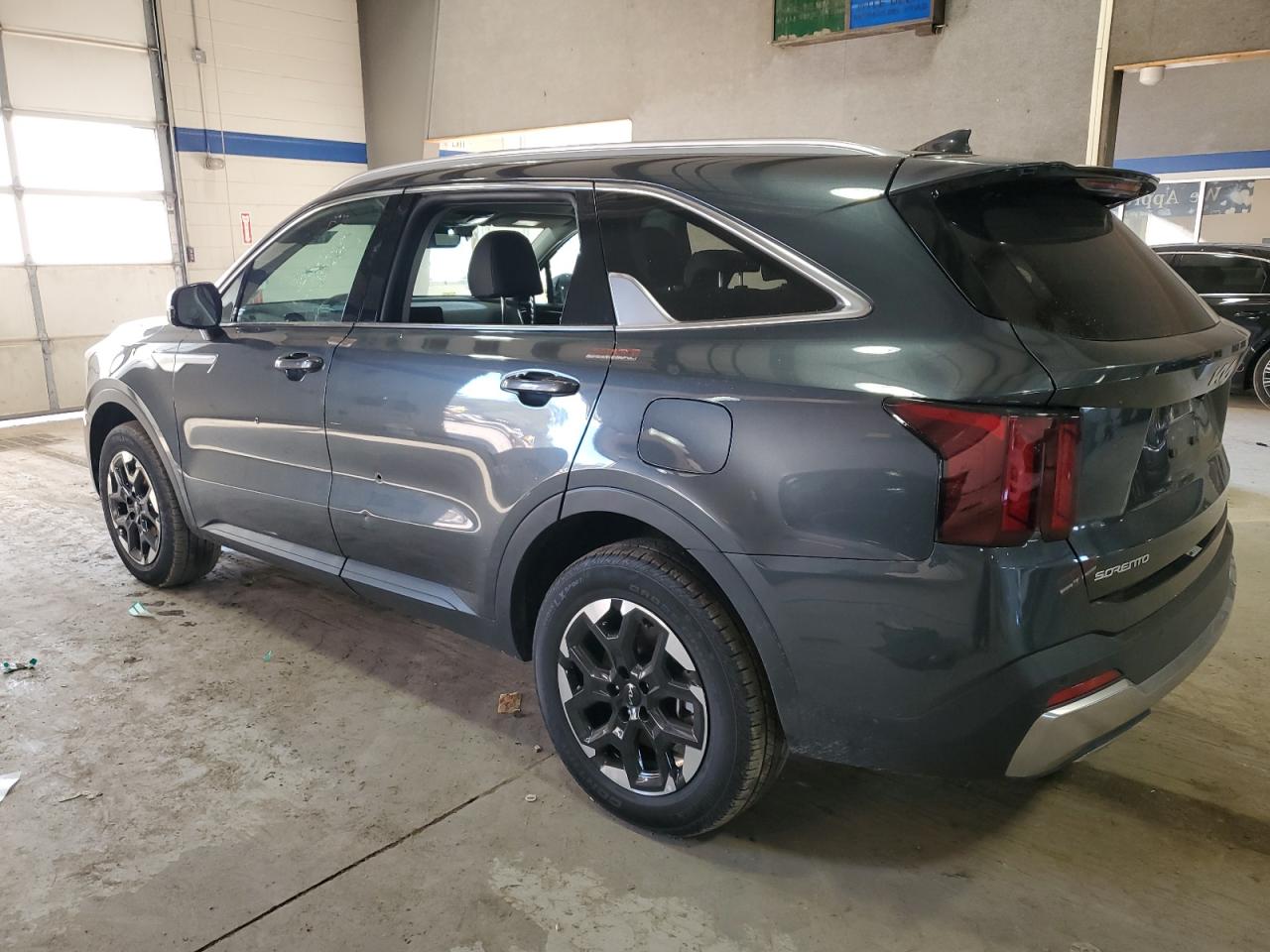 2024 Kia Sorento - Image 2