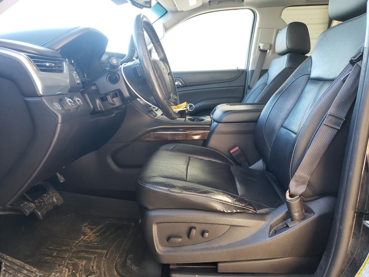 2016 Chevrolet Suburban - Image 7