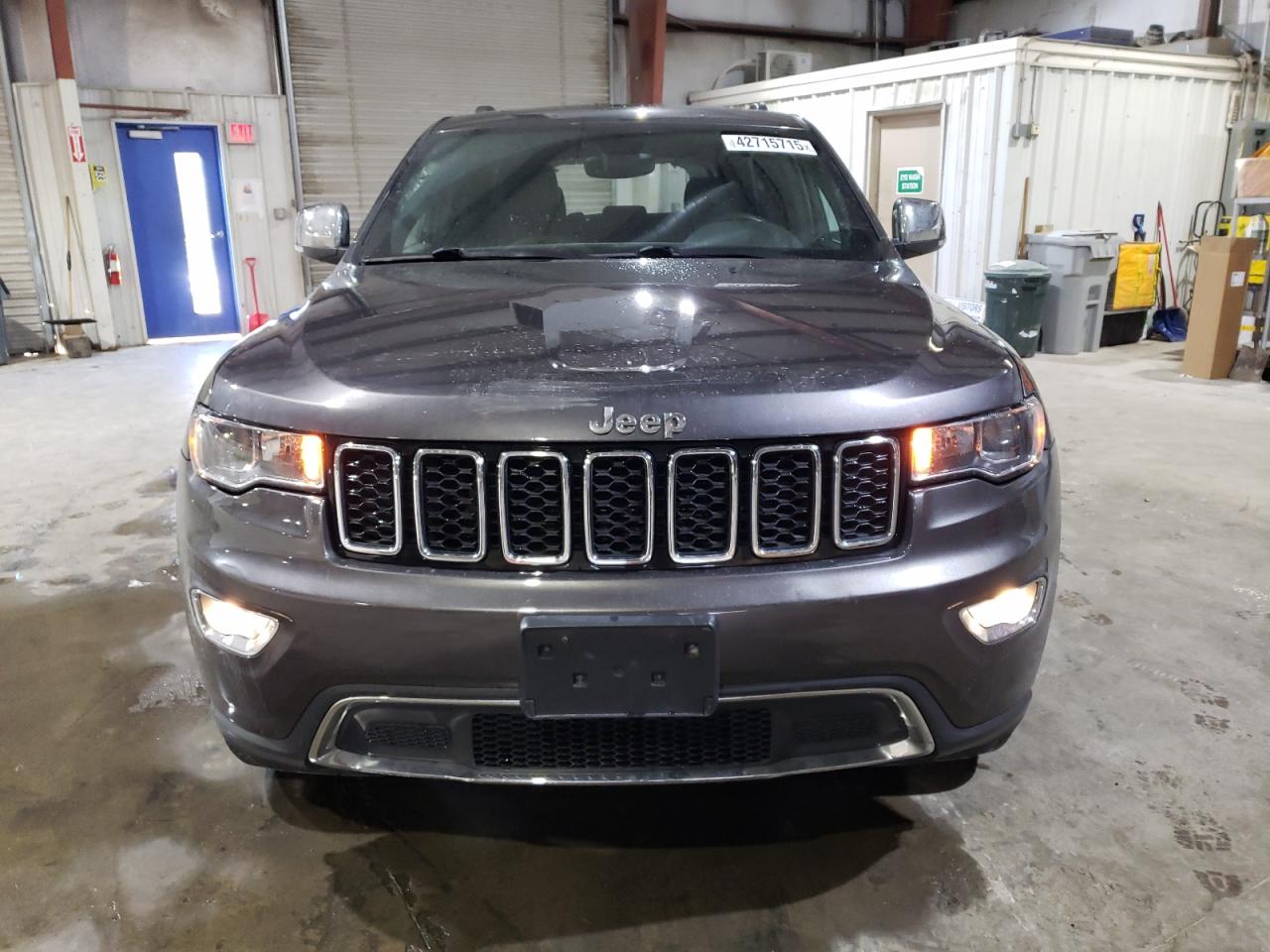 2018 Jeep Grand Cherokee - Image 5