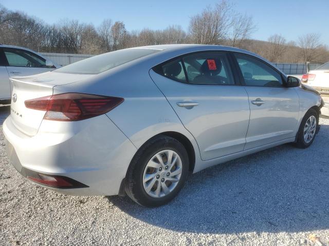  HYUNDAI ELANTRA 2019 Сріблястий
