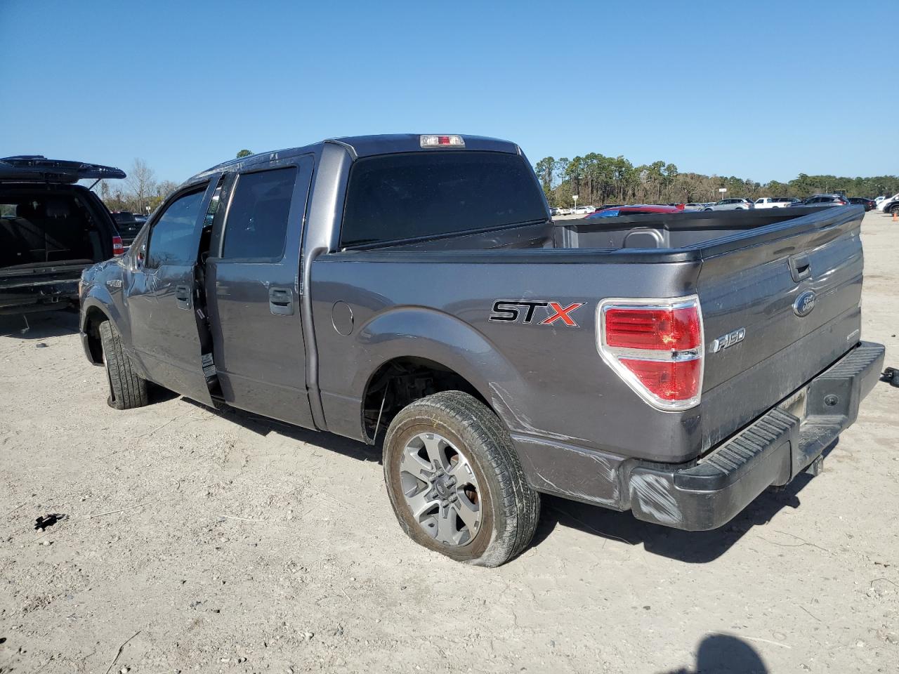 2014 Ford F-150 - Image 2