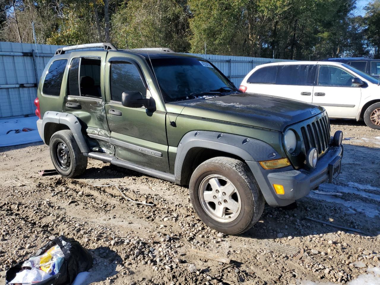 2006 Jeep Liberty (North America) - Image 4