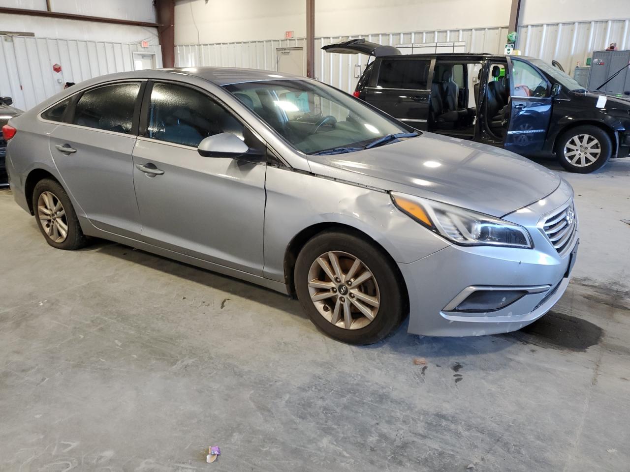 VIN 5NPE24AF6GH353379 2016 HYUNDAI SONATA no.4