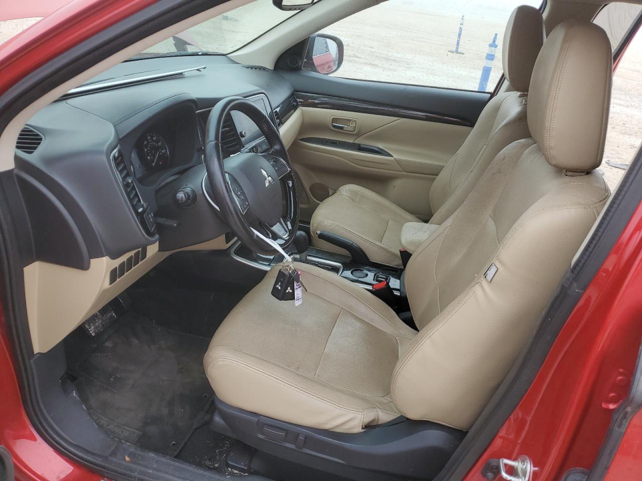 2017 Mitsubishi Outlander - Image 7