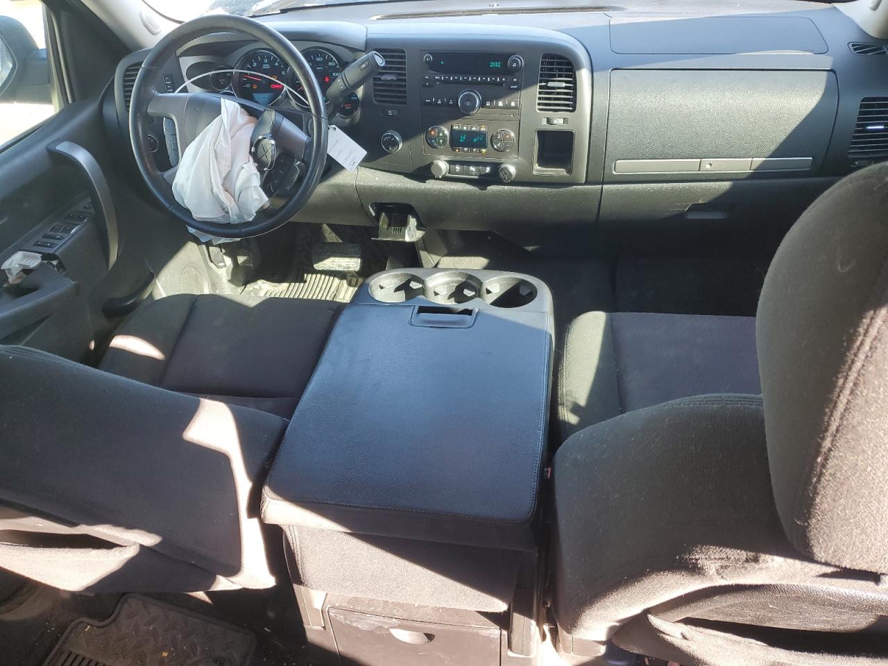 2013 Chevrolet Silverado - Image 8