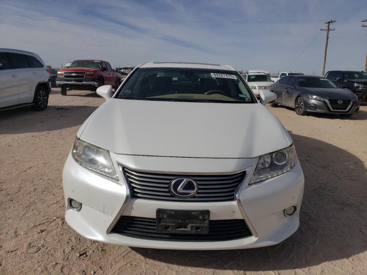 2015 Lexus ES - Image 5