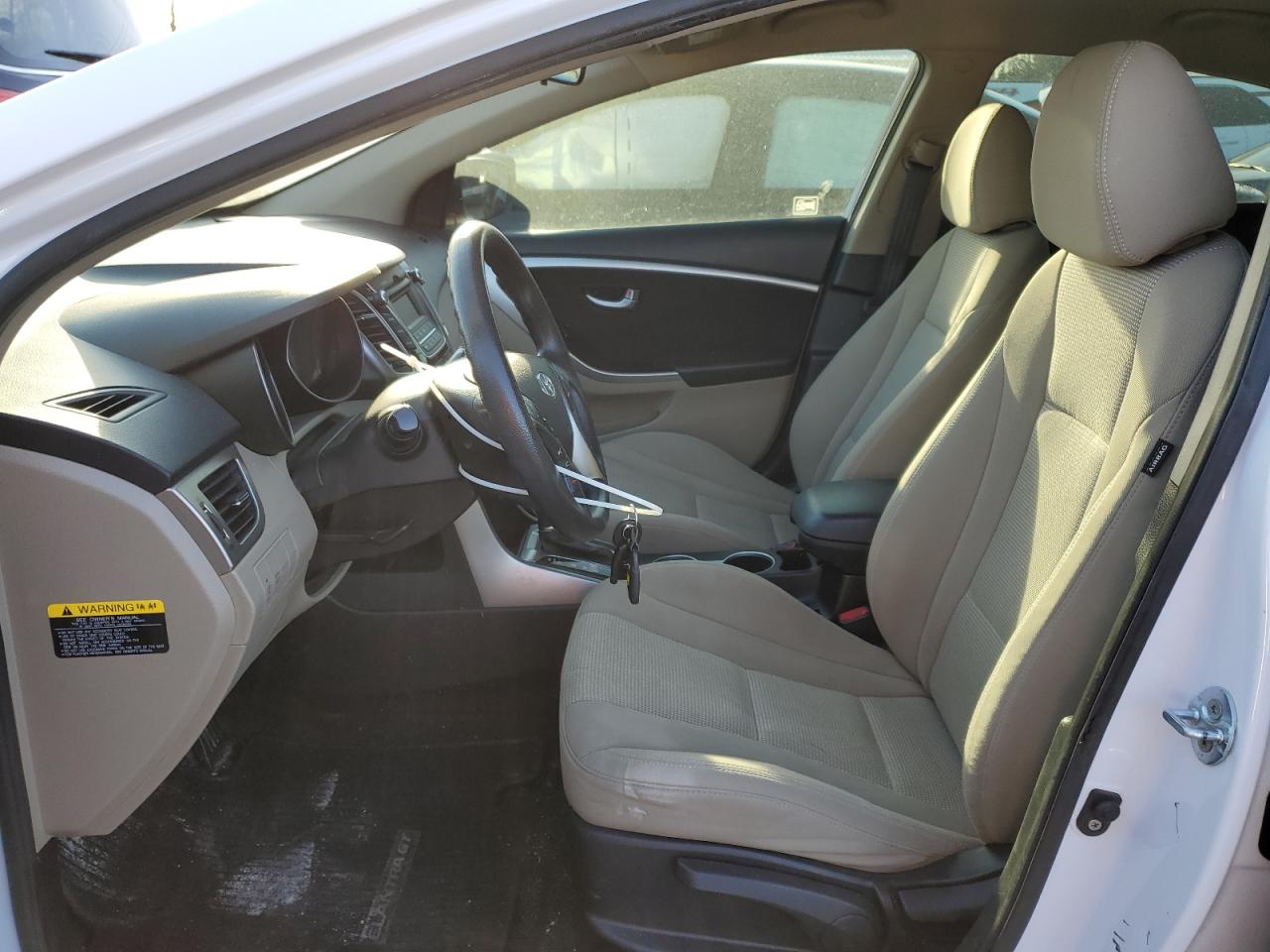 2014 Hyundai Elantra - Image 7