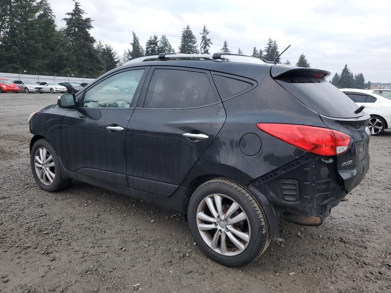2012 Hyundai Tucson - Image 2