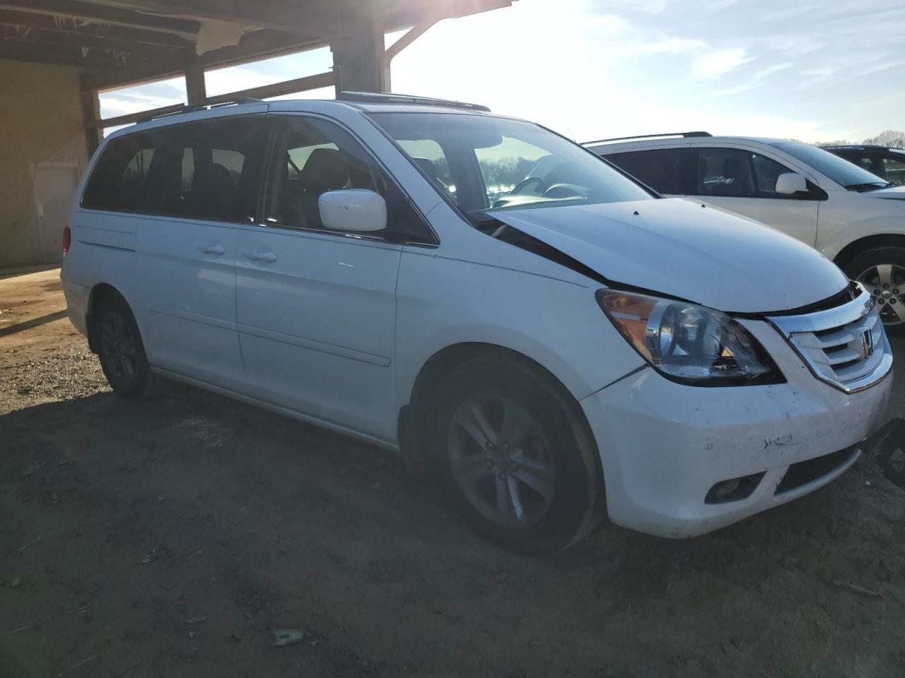 2010 Honda Odyssey - Image 4