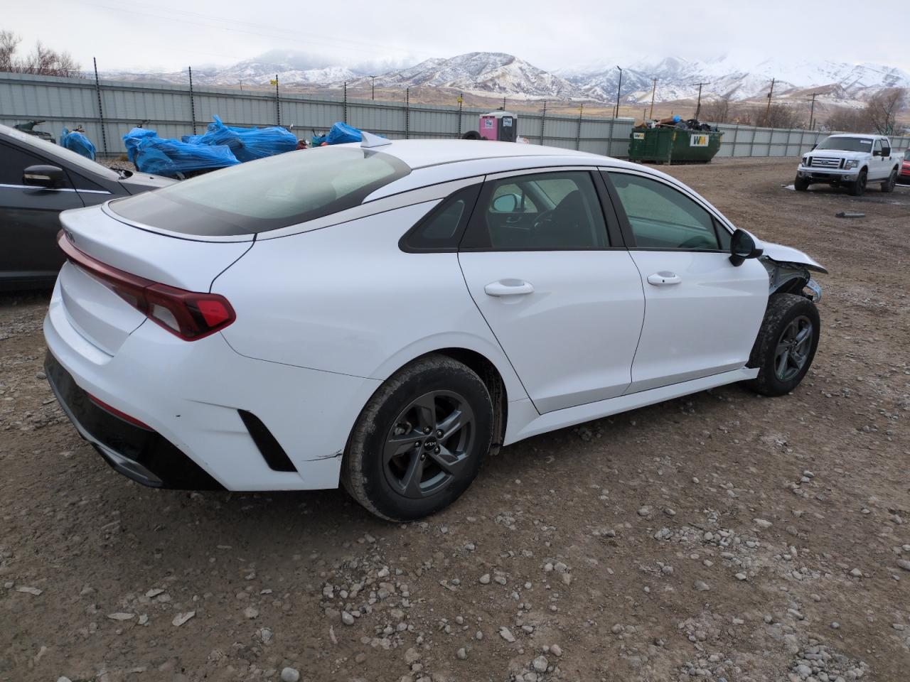 2023 Kia K5 - Image 3