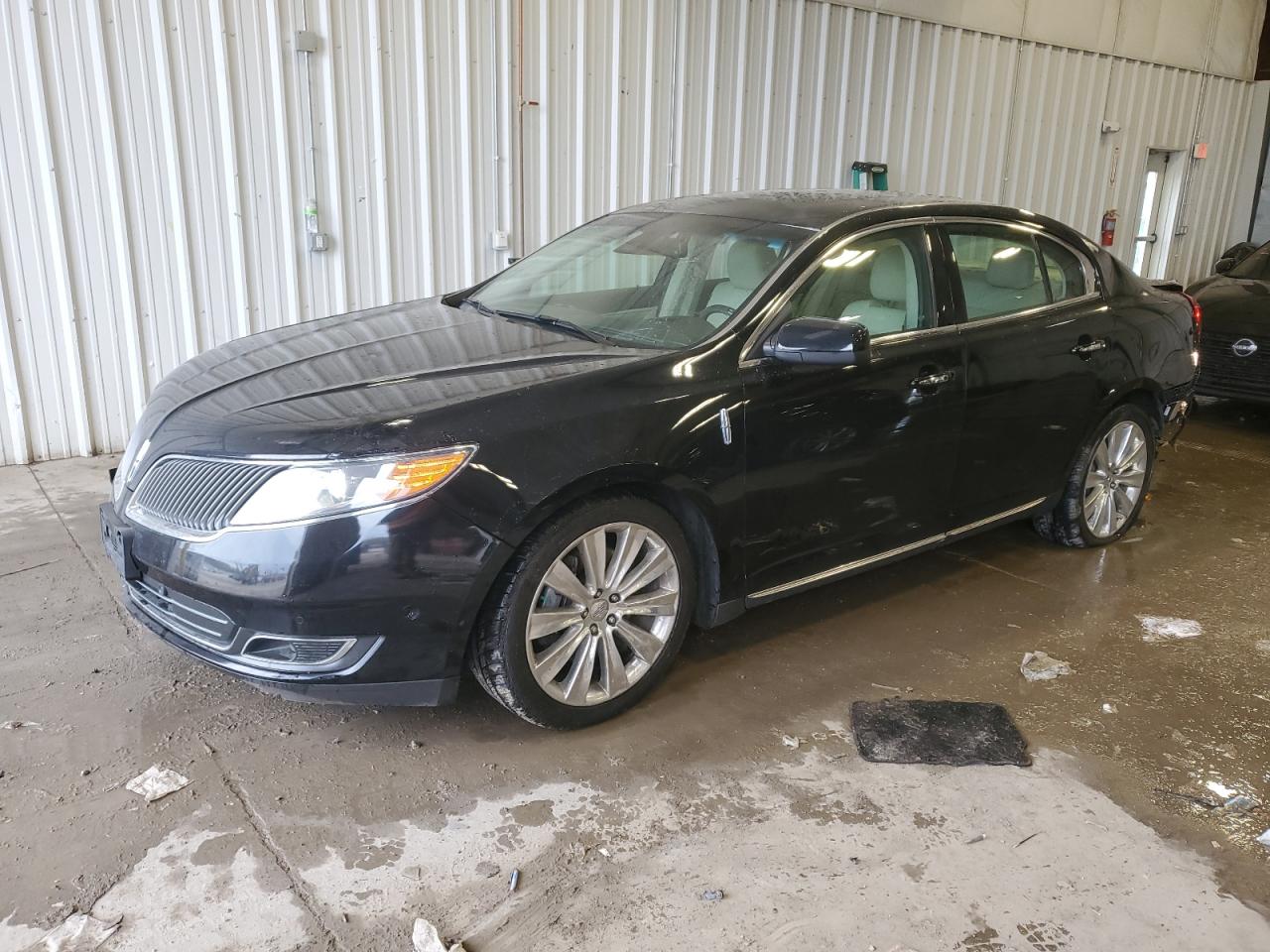 2016 Lincoln MKS - Image 1