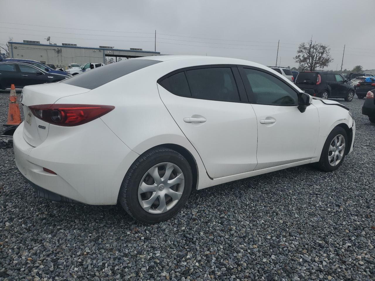 2015 Mazda 3 - Image 3