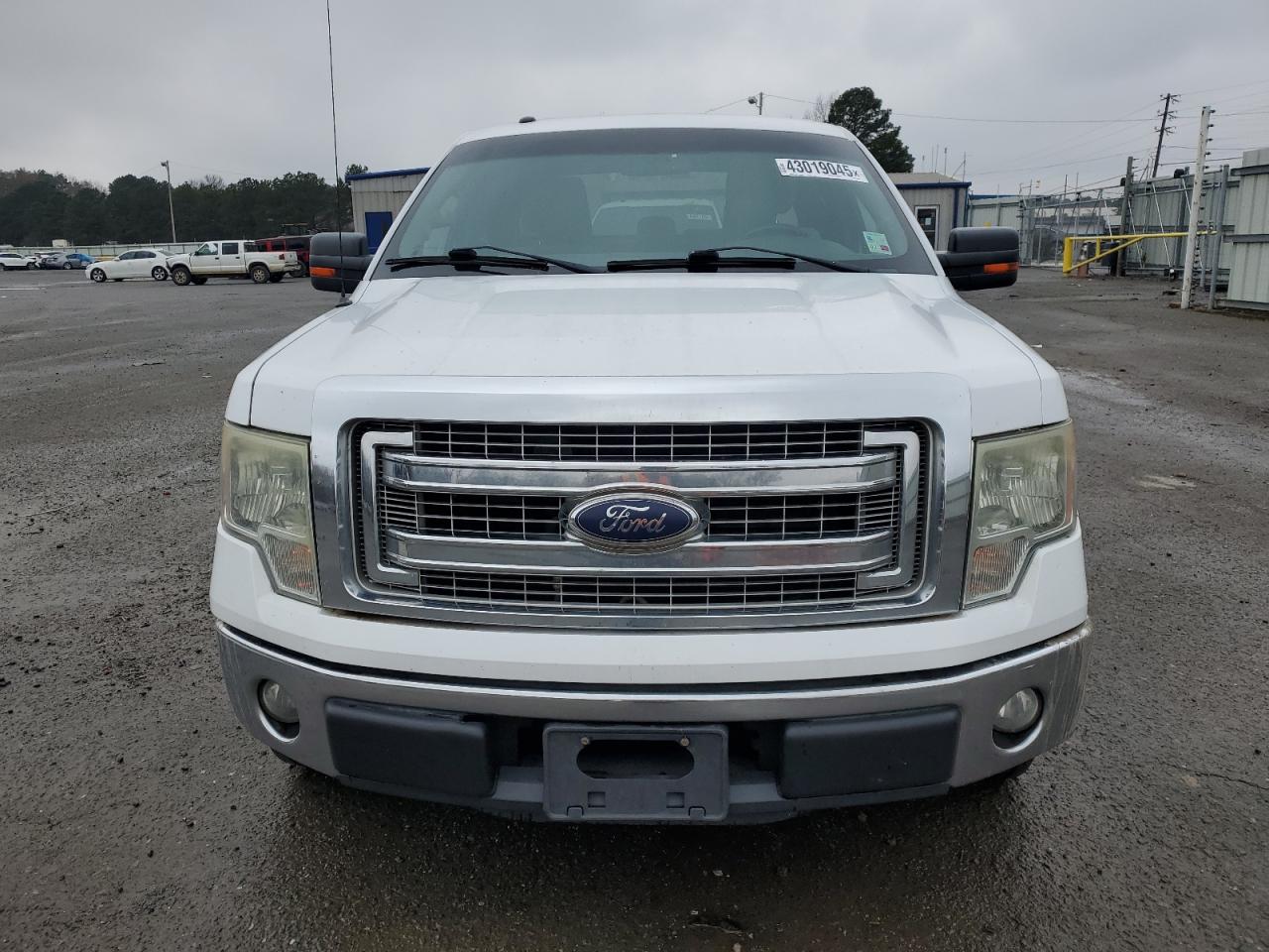 2014 Ford F-150 - Image 5