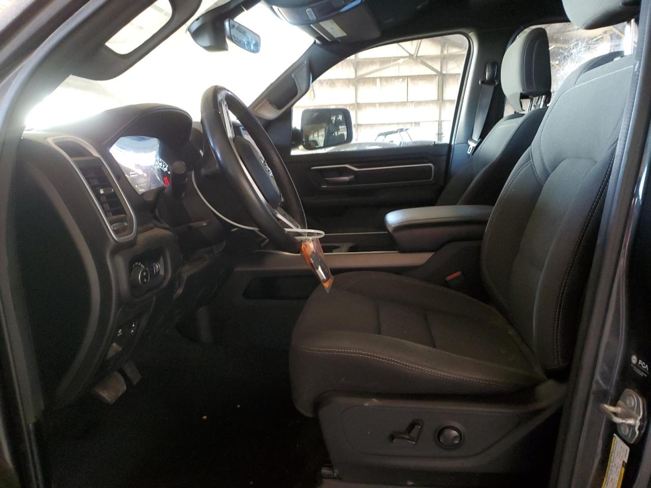 2022 RAM 1500 - Image 7