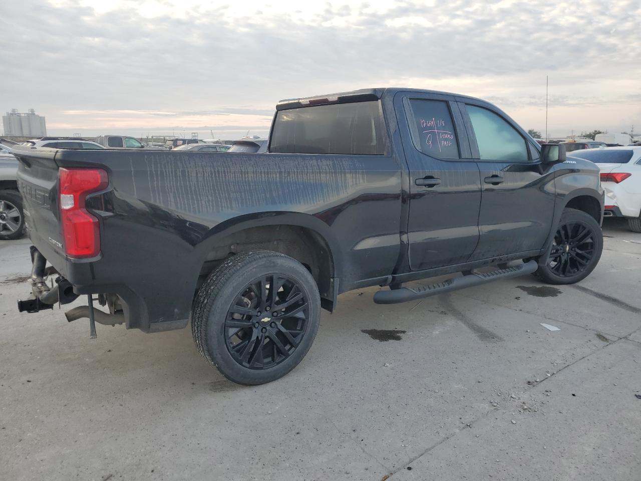 2020 Chevrolet Silverado - Image 3