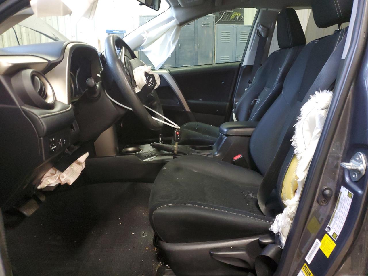 2015 Toyota RAV 4 - Image 7