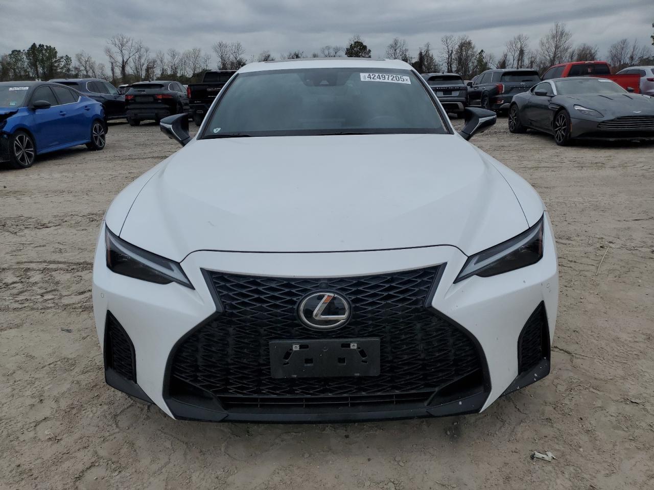 2022 Lexus IS - Image 5