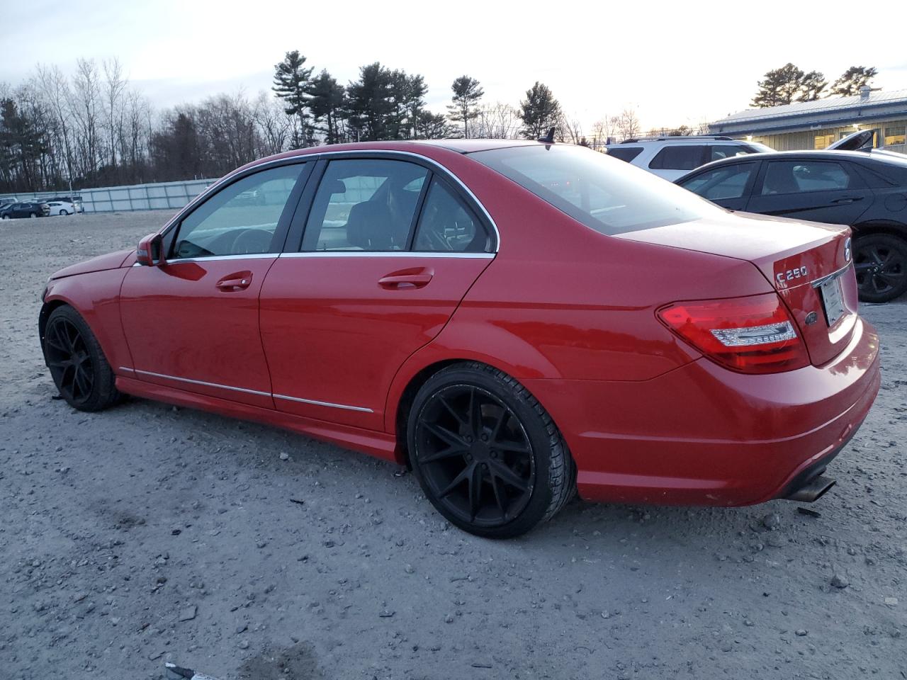 VIN WDDGF4HB8EG213647 2014 MERCEDES-BENZ C-CLASS no.2