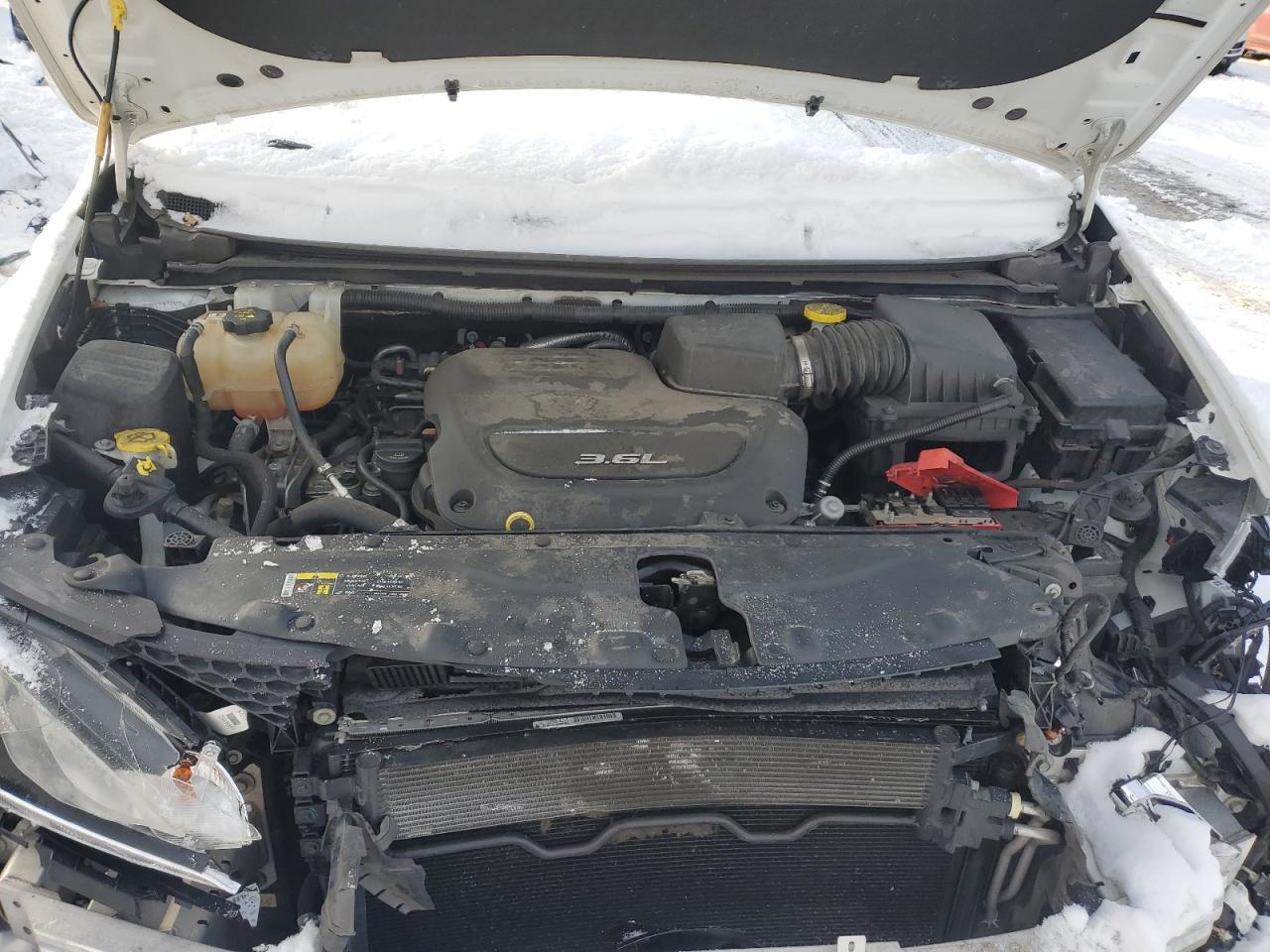 2017 Chrysler Pacifica - Image 12