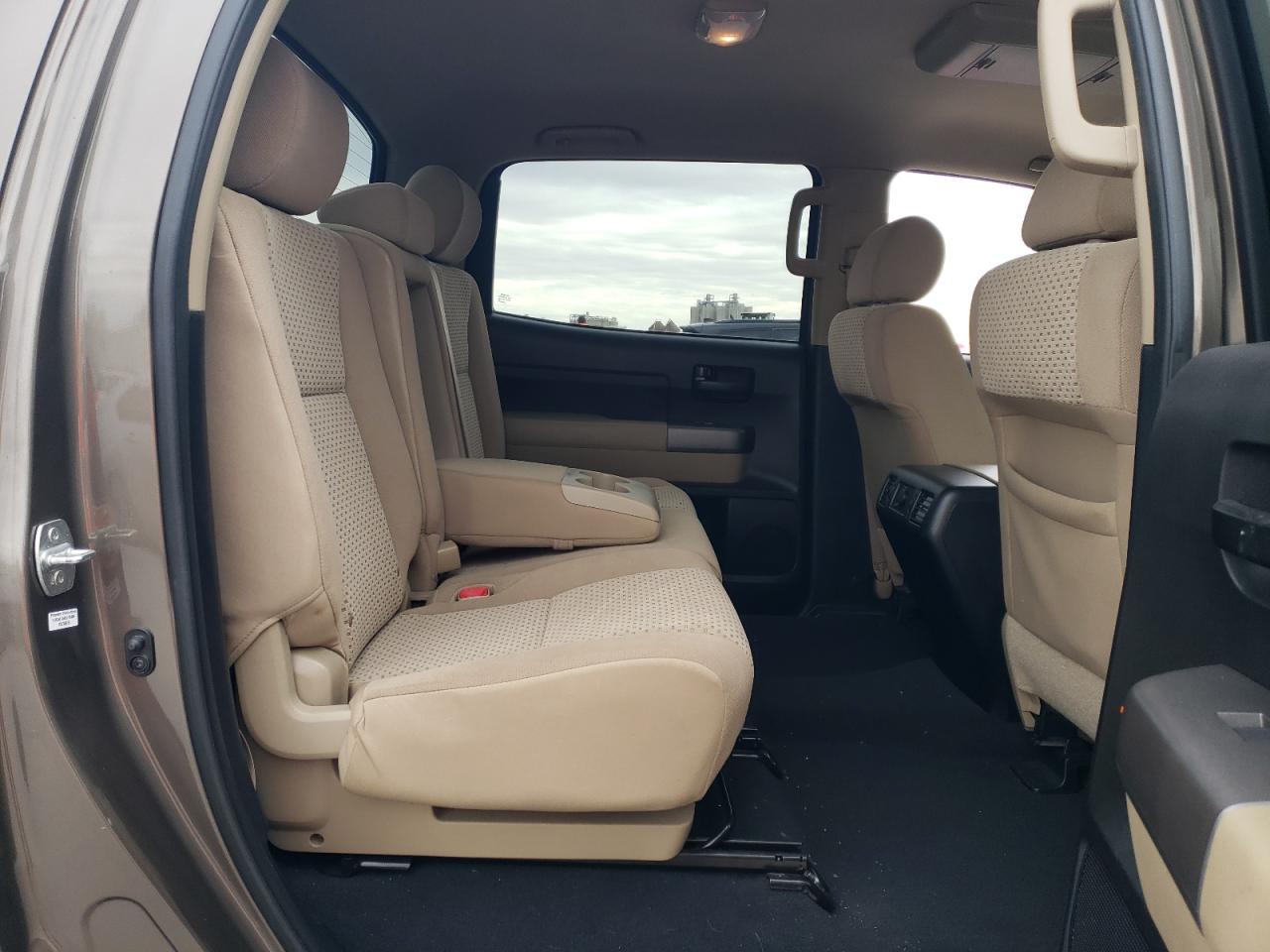 2013 Toyota Tundra - Image 10