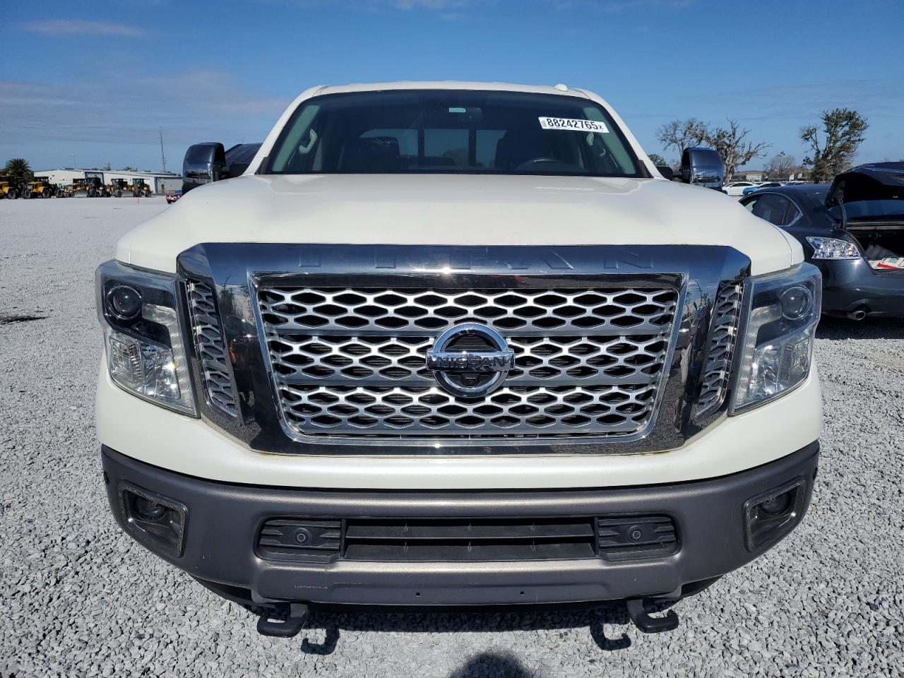 2018 Nissan Titan - Image 5