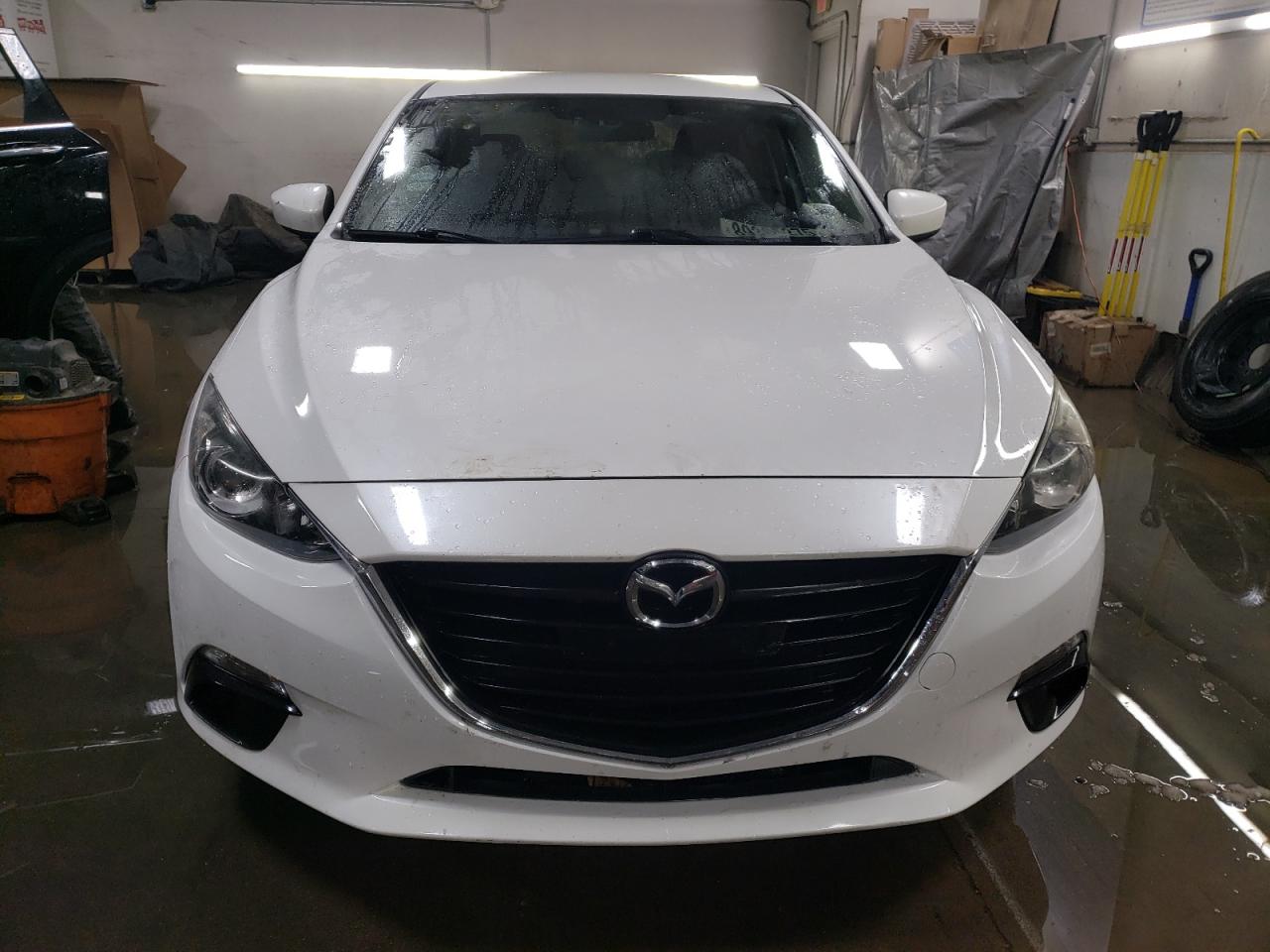 2016 Mazda 3 - Image 5
