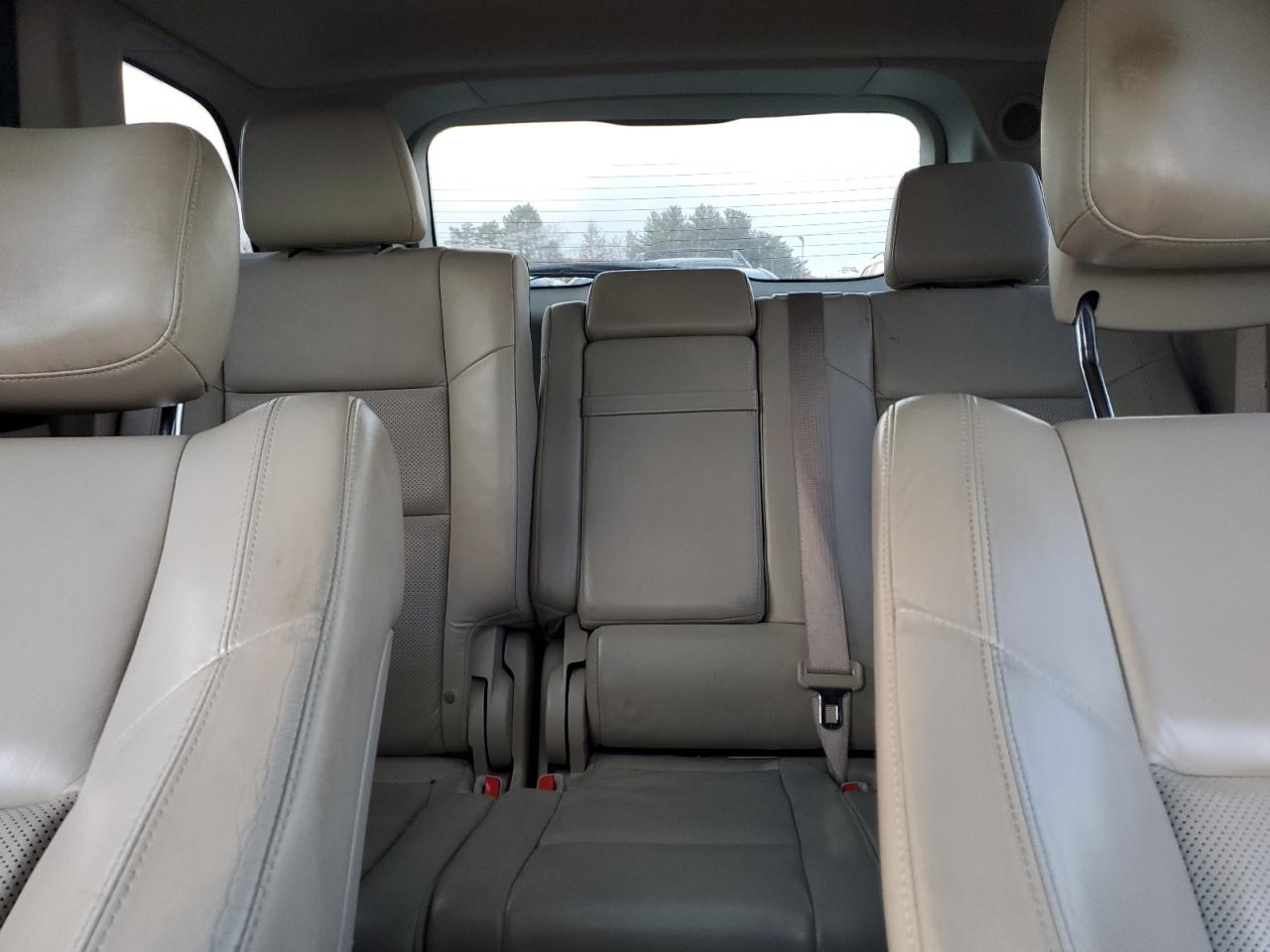 2015 Jeep Grand Cherokee - Image 10
