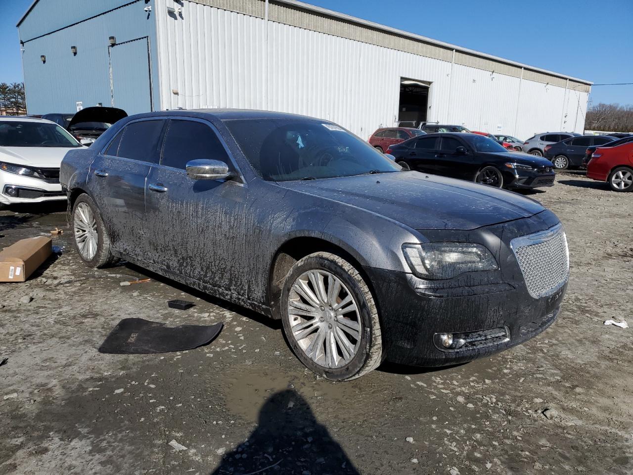 2011 Chrysler 300 - Image 4