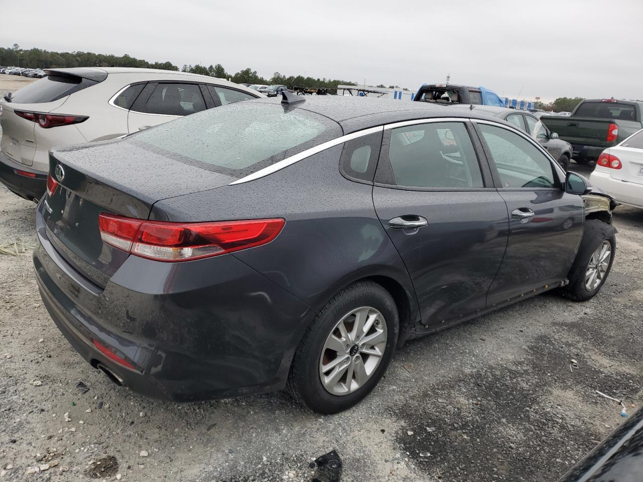 2017 Kia Optima - Image 3