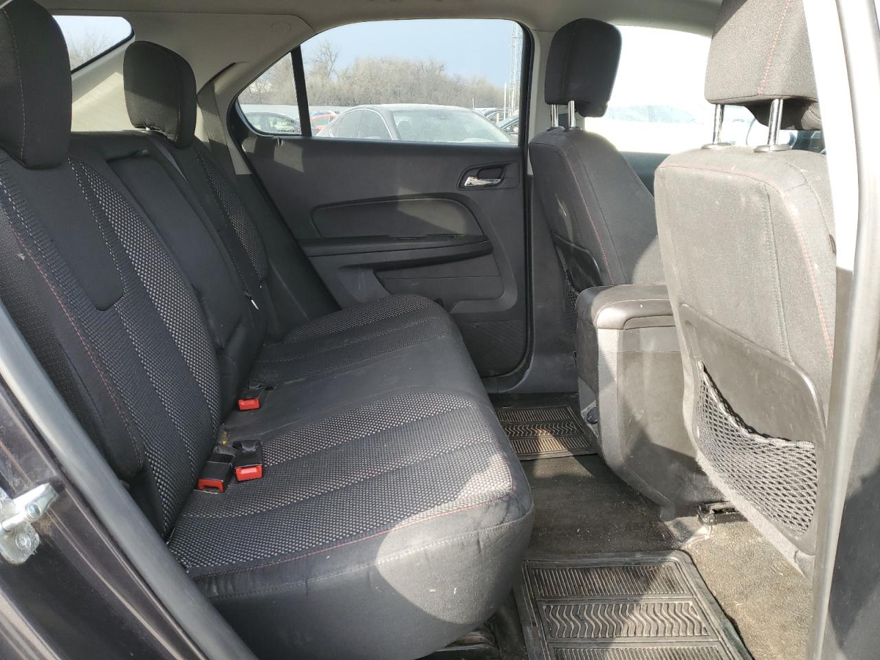 2015 Chevrolet Equinox - Image 11