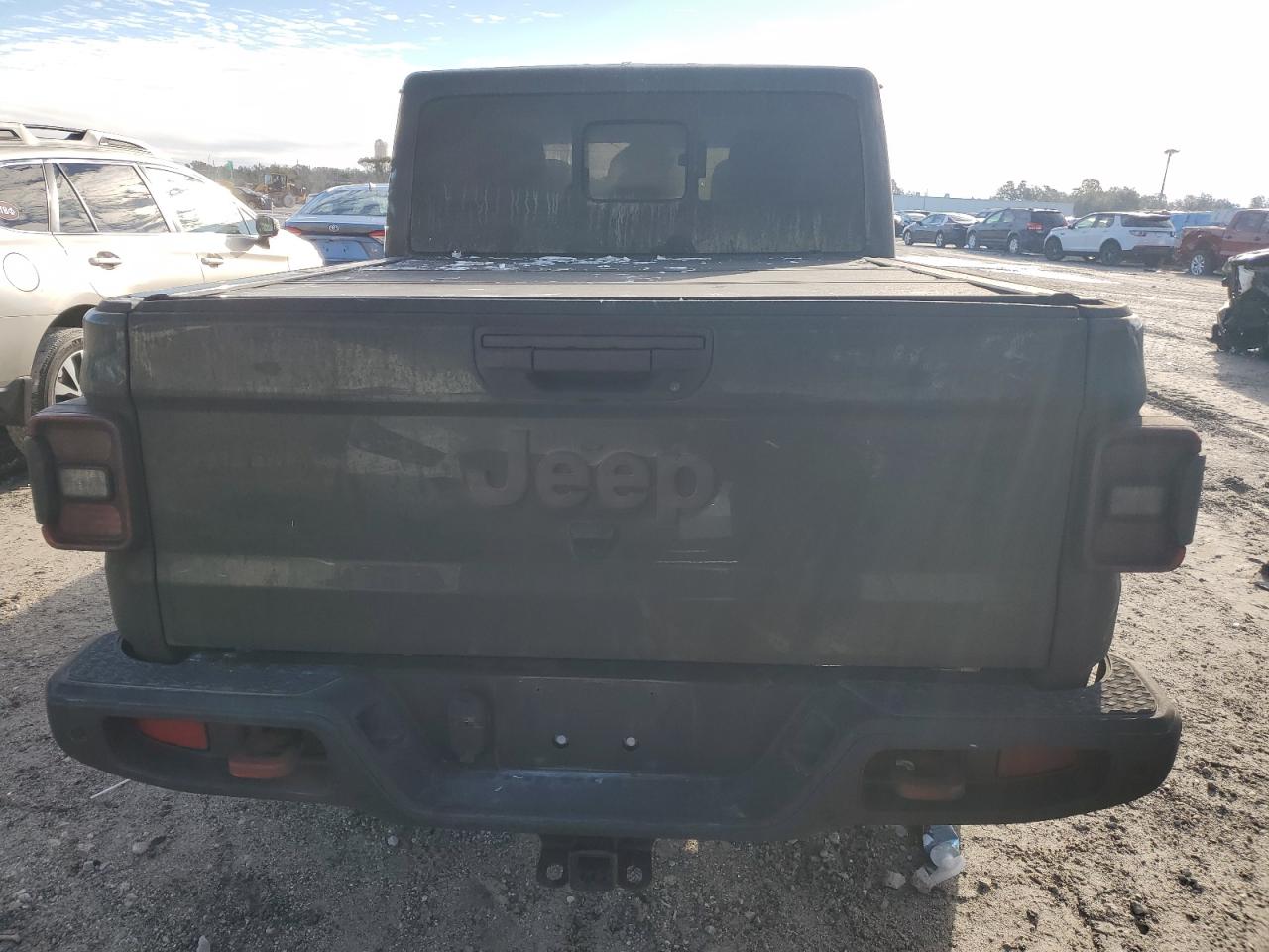 2021 Jeep Gladiator - Image 6