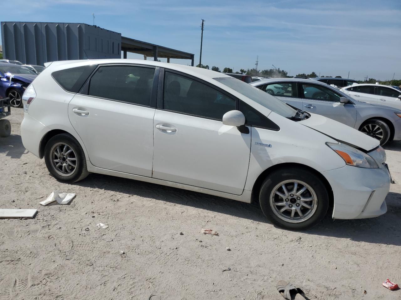 2012 Toyota Prius - Image 4