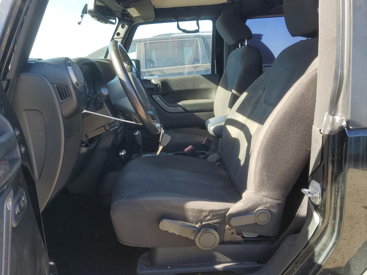 2015 Jeep Wrangler Sport VIN: 1C4AJWAG5FL595029 Lot: 87741975