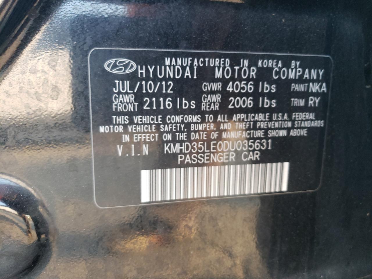 2013 Hyundai Elantra - Image 14