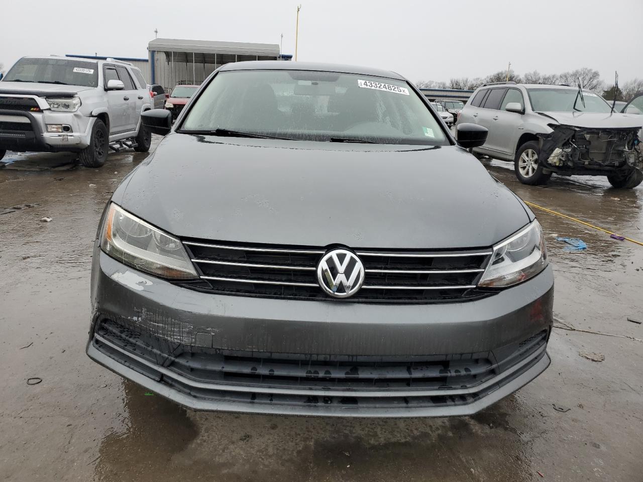 2015 Volkswagen Jetta - Image 5