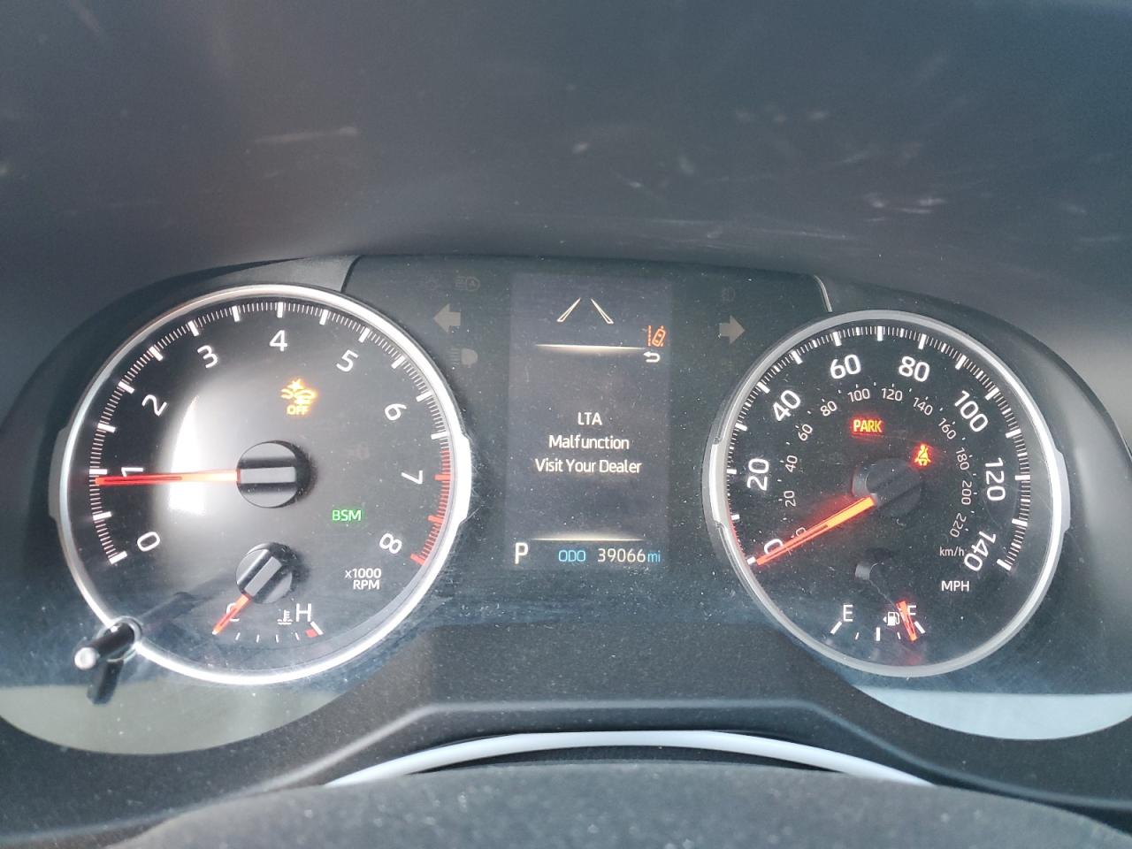 2021 Toyota RAV 4 - Image 9