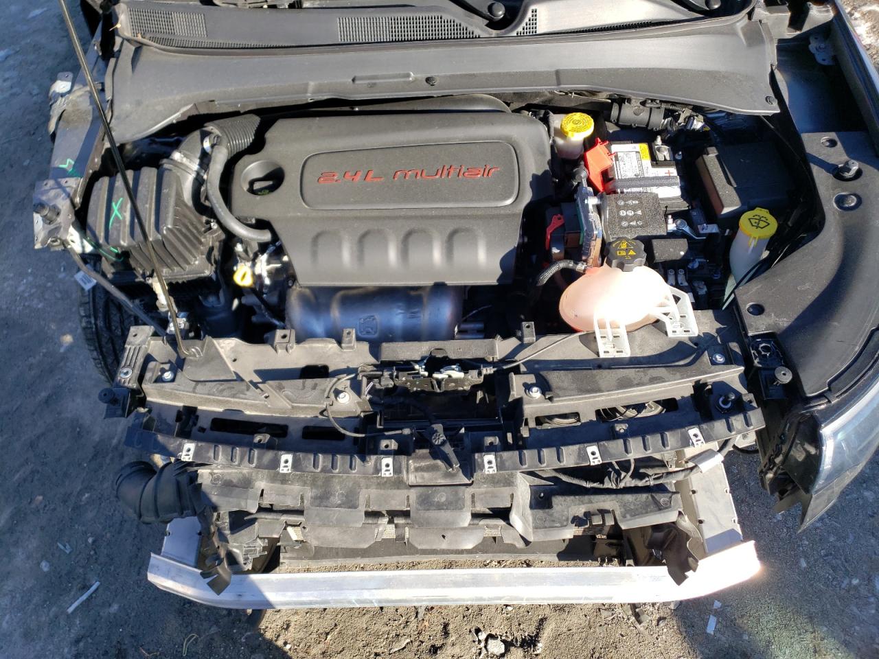 2022 Jeep Compass - Image 12